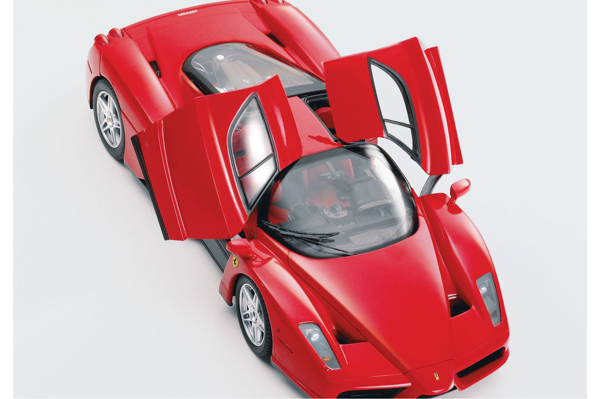 予約商品 ** BBR HE182501DIE 1/18 Ferrari Enzo Rosso Corsa - Silver