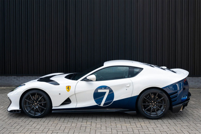 ** 予約商品 ** MR collection FE033SE3 1/18 Ferrari 812 Competizione Bianco Italia / Blu Nart Limited 49pcs