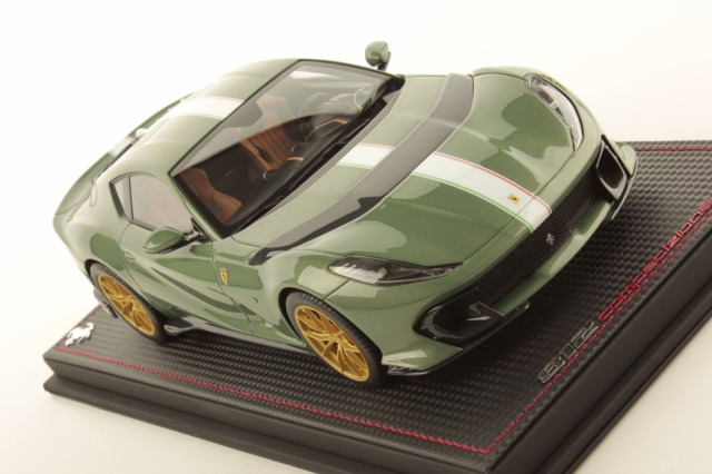 MR collection FE033SE5 1/18 Ferrari 812 Competizione Verde