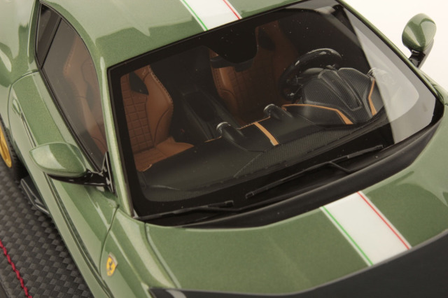 MR collection FE033SE5 1/18 Ferrari 812 Competizione Verde