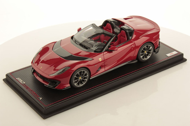 MR collection FE034E 1/18 Ferrari 812 Competizione A Rosso TRS