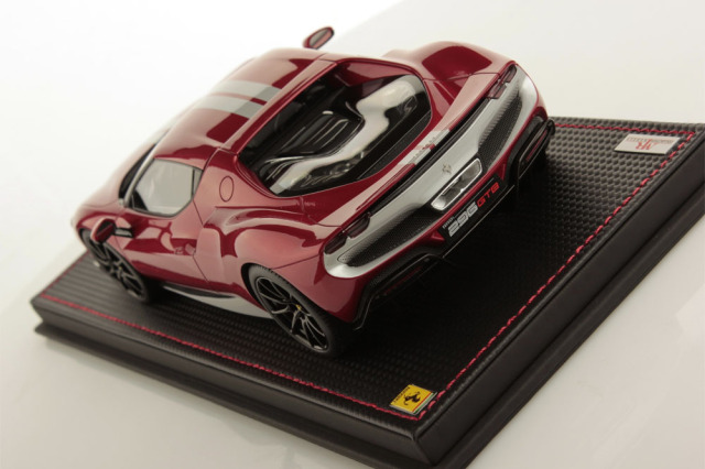 MR collection FE035F 1/18 Ferrari 296GTB Rosso Imola Assetto