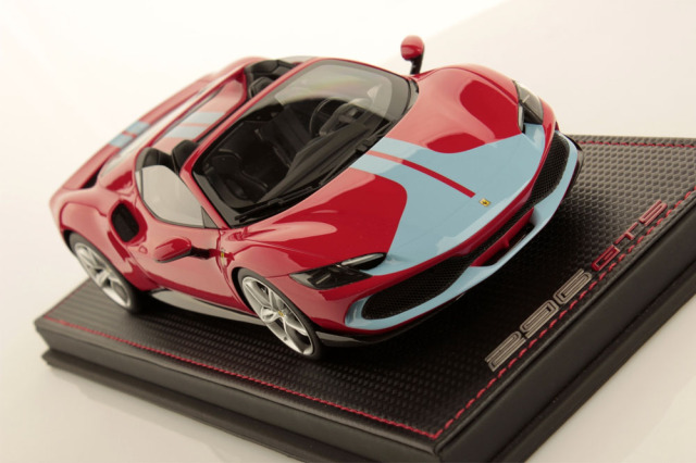 非売品⭐️フェラーリ296GTS ミニカー　オーナー限定　新品　ロッソコルサ MR collection FE037B 1/18 Ferrari 296GTS Rosso Corsa /Assetto