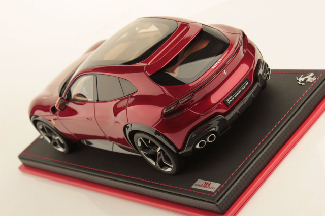 MR collection FE038D 1/18 Ferrari Purosangue Rosso Portofino