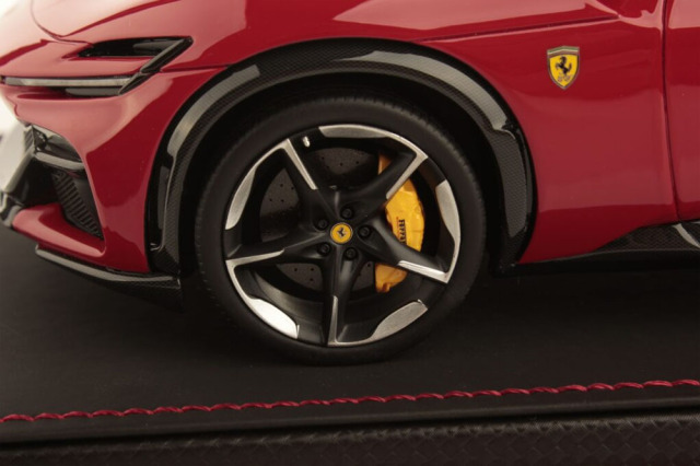 MR collection FE038E 1/18 Ferrari Purosangue Rosso Corsa ミニカー
