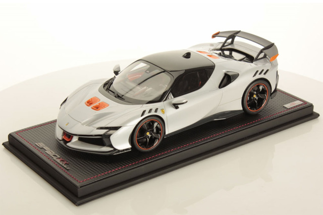 MR collection FE041A 1/18 Ferrari SF90 XX Stradale Bianco Artico