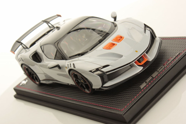 MR collection FE041A 1/18 Ferrari SF90 XX Stradale Bianco Artico