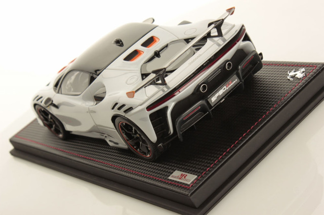 MR collection FE041A 1/18 Ferrari SF90 XX Stradale Bianco Artico