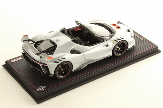 MR collection FE042C 1/18 Ferrari SF90 XX Spider Bianco Artico