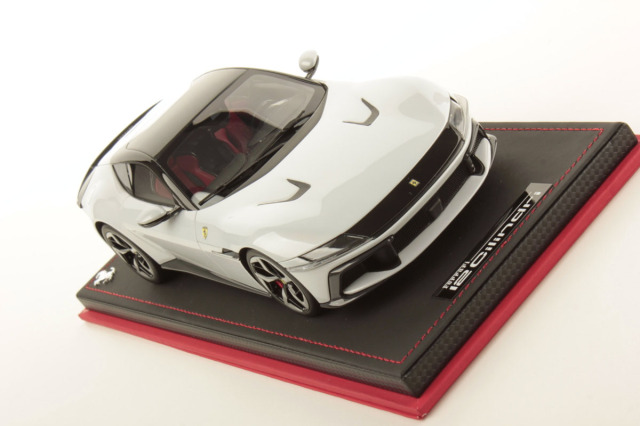 予約商品 ** MR collection FE043B 1/18 Ferrari 12 Cilindri Bianco