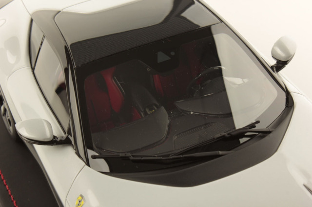 予約商品 ** MR collection FE043B 1/18 Ferrari 12 Cilindri Bianco