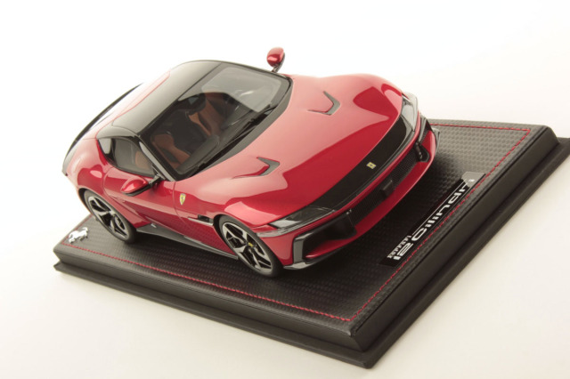 MR collection FE043SE3 1/18 Ferrari 12 Cilindri Rosso Magma