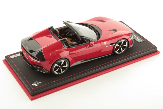 MR collection FE044C 1/18 Ferrari 12 Cilindri Spider Rosso Corsa