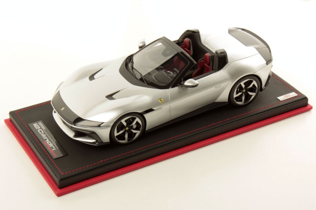 MR collection FE044SE3 1/18 Ferrari 12 Cilindri Spider Argento Nurburgring Limited 49pcs