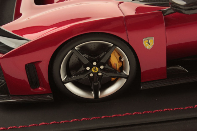 MR collection FE045A 1/18 Ferrari F80 Rosso Supercar ミニカー専門