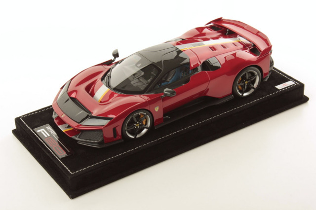 ** 予約商品 ** MR collection FE045SE4 1/18 Ferrari F80 Rosso Magma with Livery Limited 99pcs