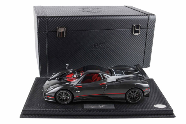 BBR - Almost Real 1/18 Pagani Zonda F (Diecast full open) Gloss carbon Black with red stripe - SPECIAL PACK