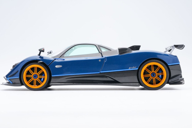 予約商品 ** BBR - Almost Real 1/18 Pagani Zonda Tricolore (Diecast