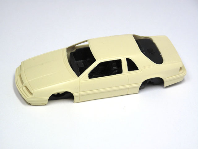 ALEZAN171 クライスラー Le Baron Coupe 1994