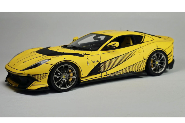 ALPHA Model 1/24キット AM02-0046 Ferrari 812 Competizione ミニカー