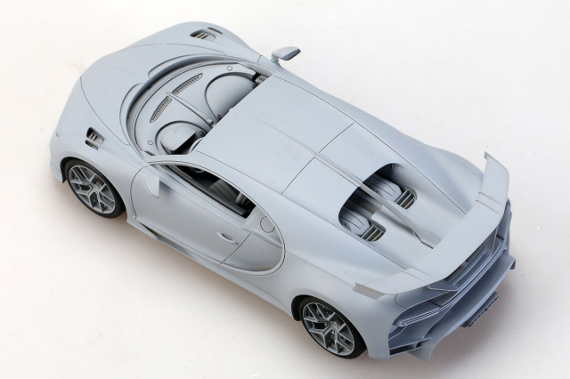 ALPHA Model 1/24キット AM02-0082 Bugatti Chiron Pur Sport ミニカー