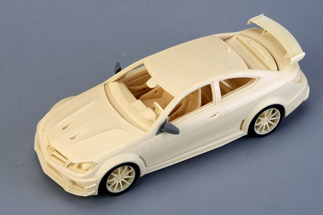 ALPHA Model 1/24キット AM02-0083 Mercedes-Benz C63 AMG Black