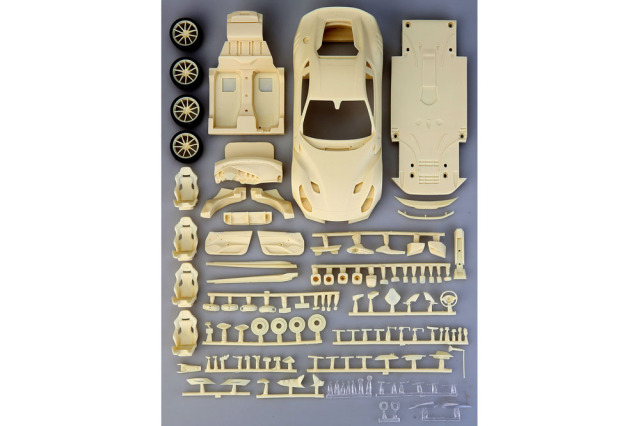 ALPHA Model 1/24キット AM02-0095 Ferrari F12 TDF ミニカー専門店