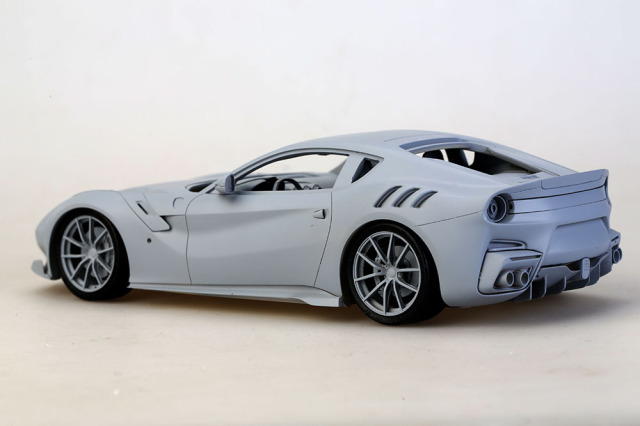ALPHA Model 1/24キット AM02-0095 Ferrari F12 TDF ミニカー専門店