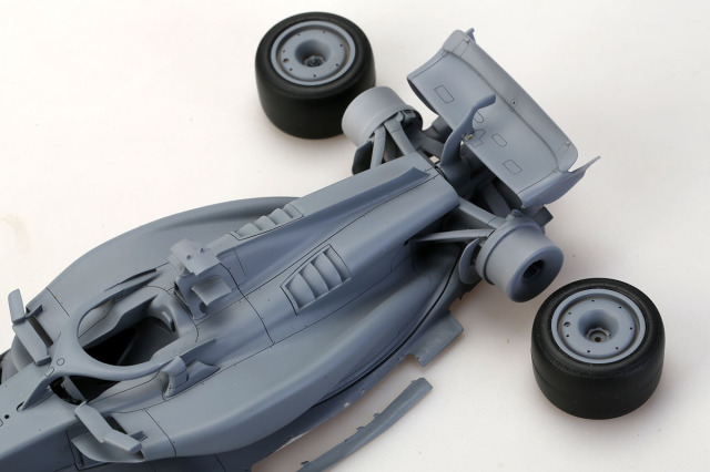ALPHA Model 1/20キット AM03-0014 Ferrari SF24 Bahrain GP