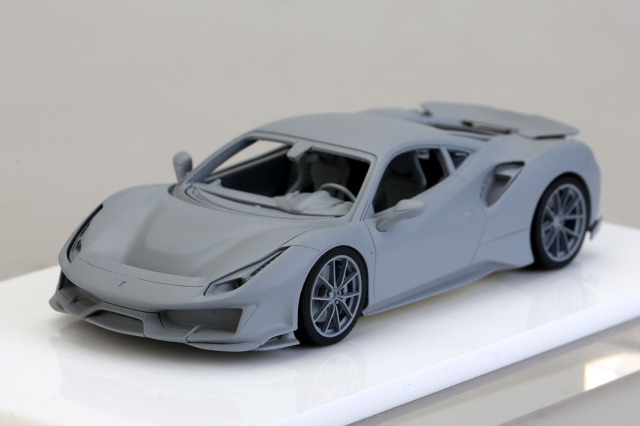 予約商品 ** Alpha Model 1/43キット AM43-0008 Ferrari 488 Pista