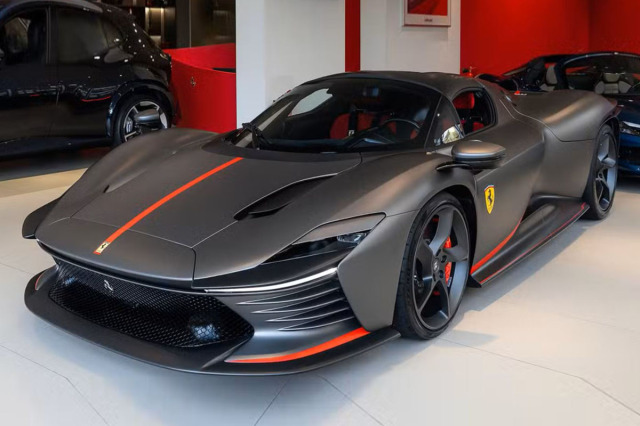 ** 予約商品 ** BBR1217CS 1/12 Ferrari Daytona SP3 Serie Icona Open Roof Carlos Sainz Grigio Ferro Opaco Limited 10pcs