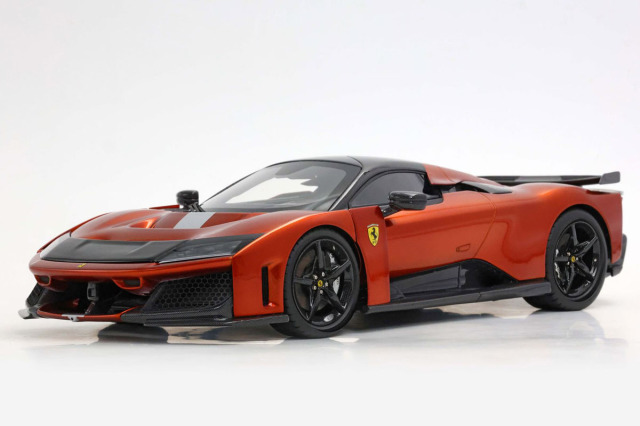 ** 予約商品 ** BBR1223F 1/12 Ferrari F80 Carbon optional Rame Mica - Argento Nurburgring stripe Limited 10pcs