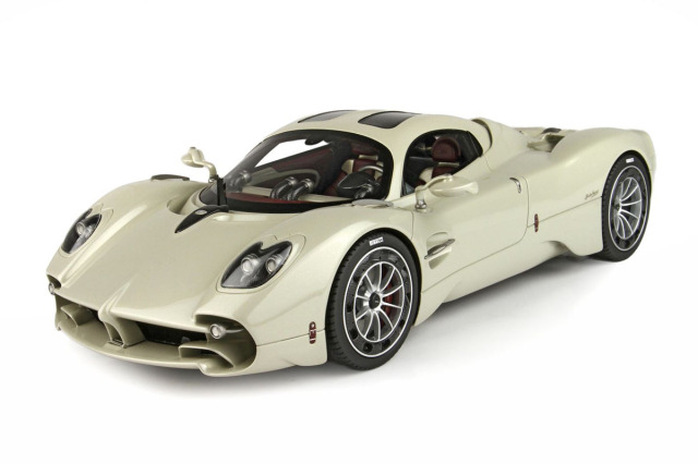 ** 予約商品 ** BBR1231A 1/12 Pagani Utopia Grigio Rinascimento
