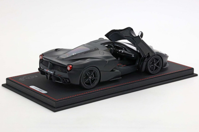 予約商品 ** BBR BBR182242DIE 1/18 La Ferrari Matt Black
