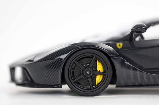 予約商品 ** BBR 182244 1/18 La Ferrari Full Carbon (Diecast Full