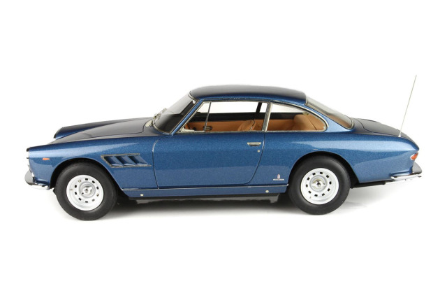 お取り寄せ商品】 BBR1863AV 1/18 Ferrari 330 GT 2+2 S/N 7161 GT