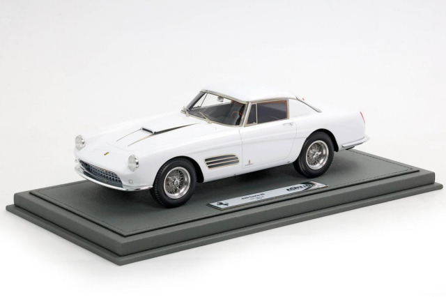 ** 予約商品 ** BBR1865CV 1/18 Ferrari 410 Superamerica Serie III SN 1477 SA White Limited 108pcs （ケース付）