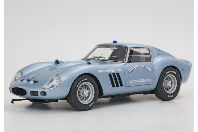 超希少ART MODEL FERRARI 225 S 国際玩具記念モデル ART MODEL 1/43 フェラーリ 225S セニガリアサーキット 1952 #12