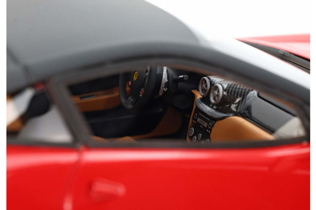Ferrari 599 G TB赤 1/18スケールミニカー Ferrari 599 G TB赤 1/18スケールミニカー フェラーリ 599 GTO