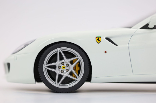 お取り寄せ商品】 BBR1871EV 1/18 Ferrari 599 GTB Fiorano 2006