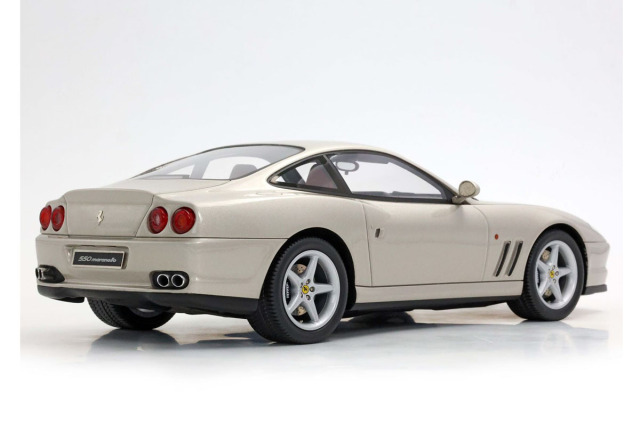 予約商品 ** BBR1873BV 1/18 Ferrari 550 Maranello 1996 Grigio