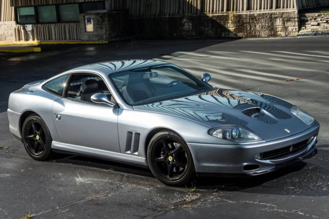 ** 予約商品 ** BBR1873CV 1/18 Ferrari 550 Maranello 1996 Grigio Titanio - Charcoal - Black rims（ケース付）