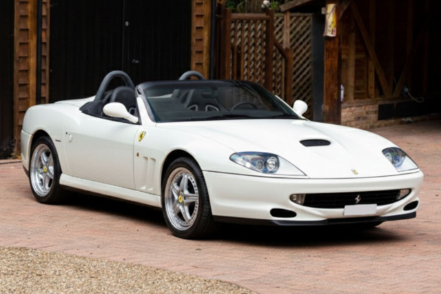 ** 予約商品 ** BBR1874DV 1/18 Ferrari 550 Barchetta 2000 Bianco Avus - Black interior（ケース付）