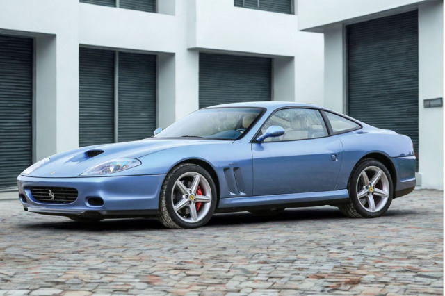** 予約商品 ** BBR1875AV 1/18 Ferrari 575M Maranello 2002 Azzurro California（ケース付）
