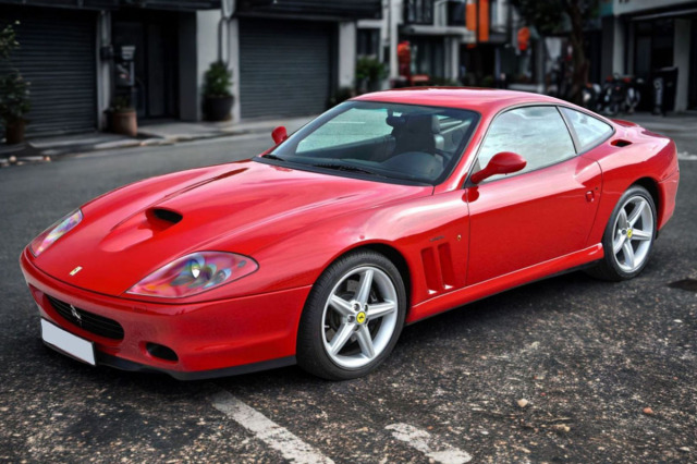 ** 予約商品 ** BBR1875CV 1/18 Ferrari 575M Maranello 2002 Rosso Corsa - Black interior（ケース付）