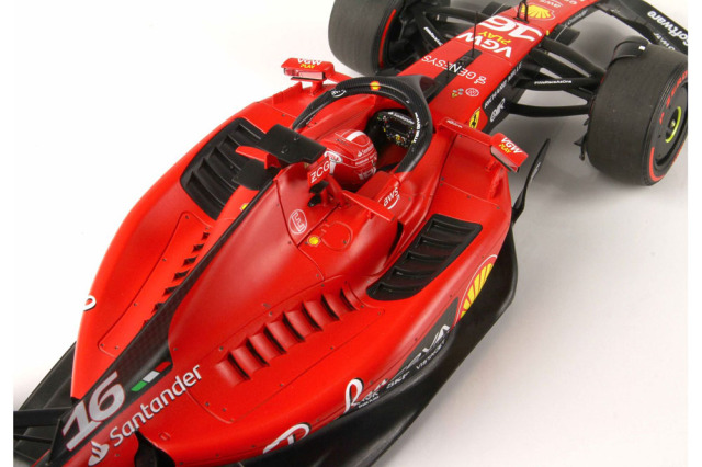 ミニカー Ferrari SF23 1/18 Bburago 1:18 Carlos Sainz jr. Ferrari SF-23 #55 6th Las