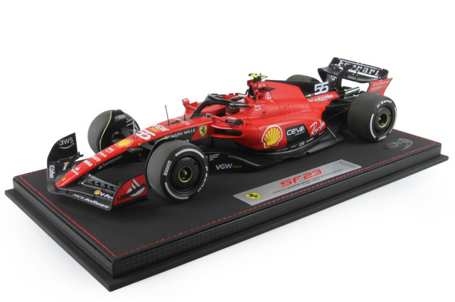BBR 231855DDIE 1/18 Ferrari SF-23 Singapore GP Marina Bay 2023 C.Sainz Winner（ケース付）