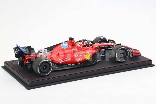 Ferrari F1カー 1/18スケール Amazon.co.jp: フェラーリF 1-75 RCモデル、Rastar 1/18 Scale 2022