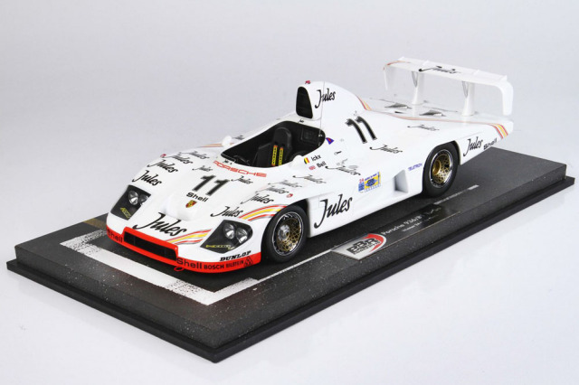 【お取り寄せ商品】 BBRC1853AV 1/18 Porsche 936/81 Turbo Le Mans 1981 n.11 Winner （ケース付）