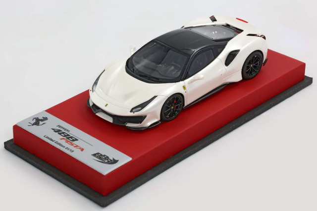 レジン製 1/64 フェラーリ 488ピスタ レジン製 1/64 フェラーリ 488ピスタ